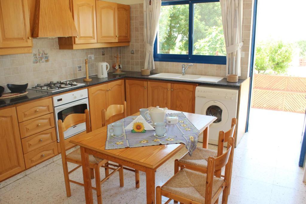Kavalla Forest Villas Πάφος Δωμάτιο φωτογραφία
